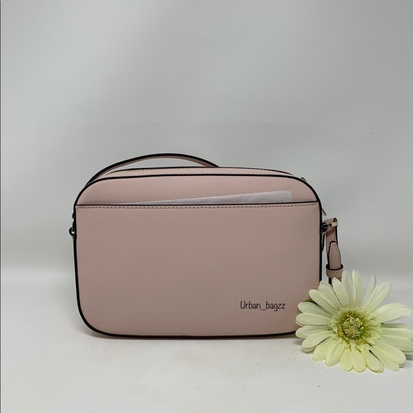 Michael Kors JSI Large EW Chain Zip Crossbody - Picture 5 of 9